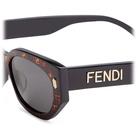 occhiali fendi da sole 2017 sole|Fendi Pre.